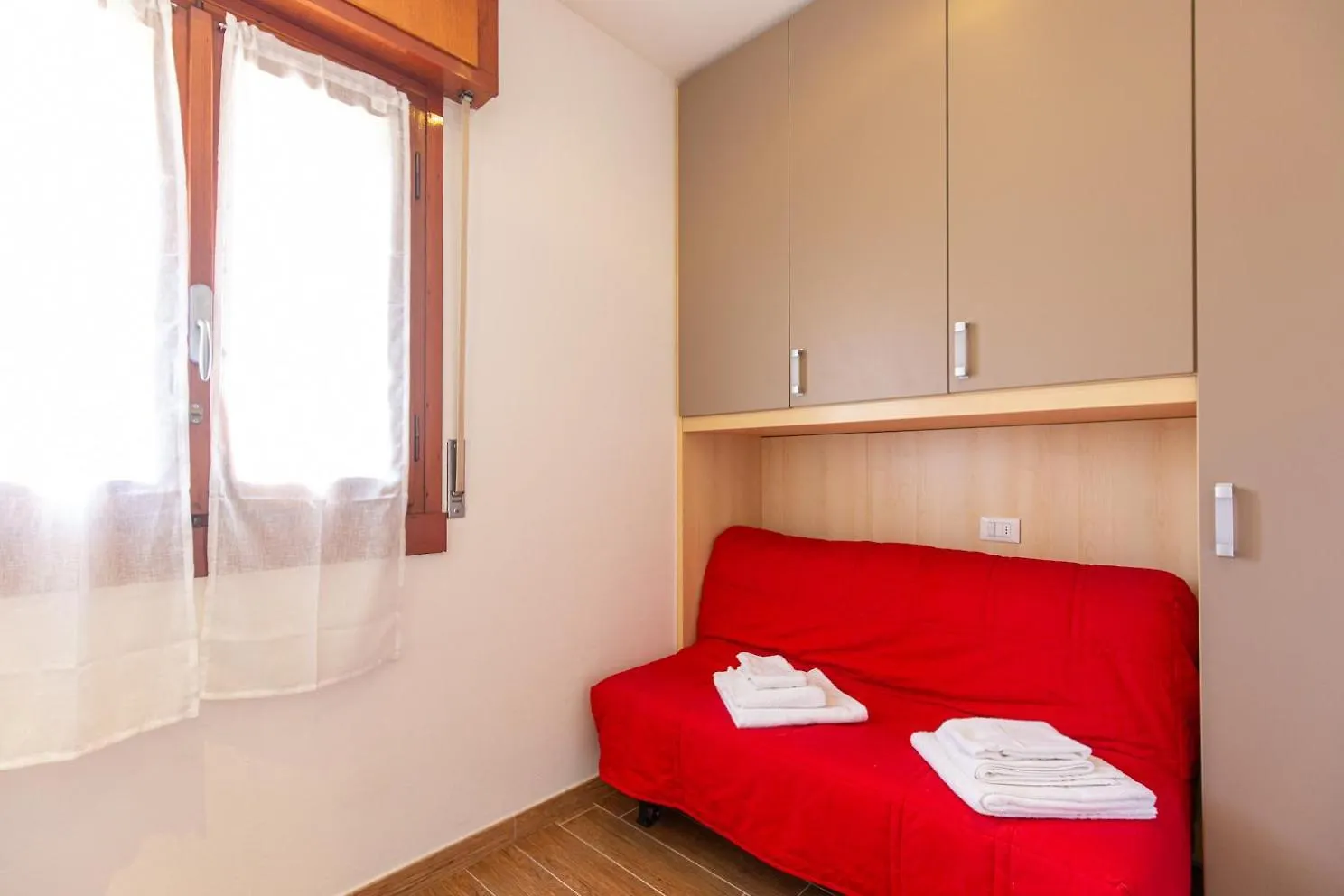 Prestige Garda Home - La Madonnina Peschiera del Garda 0*,  Italien